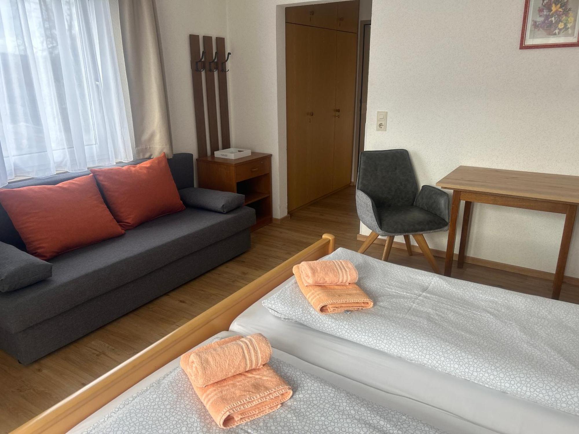 Mit Seeterasse & Zur Landeroith Hotel *